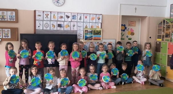 99b90d80-8d5c-4b43-9466-c65740bec84e